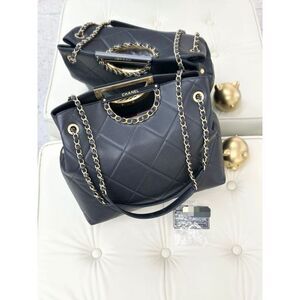 Chanel Women Pre-Loved Bag Very Good Condition